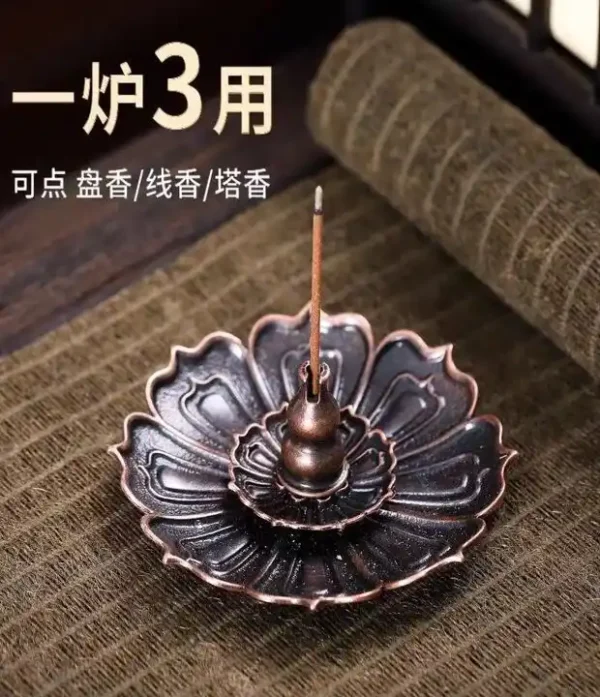 _20250312201347 Brass incense holder