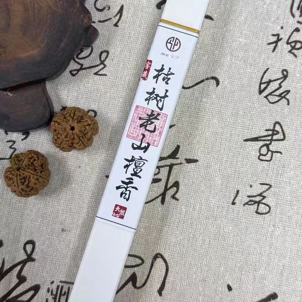 80-Year-Old Tree Heartwood Old Mountain Sandalwood Incense - 21cm, 10g, Natural Sleep Aid for Indoor & Outdoor Use